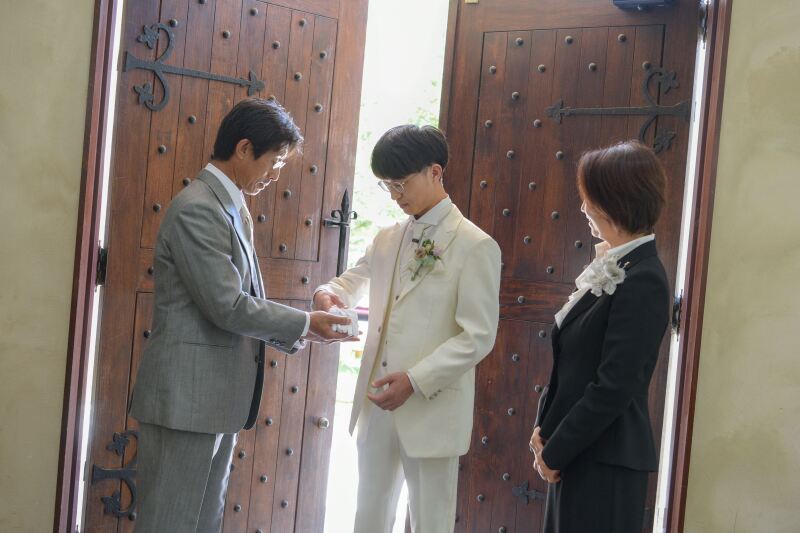 お父様からグローブをうけとって・・・