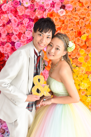 キヌヤ・ブライダルスクエア フェリチタ 熊谷店_ナチュラルから王道のポーズまでいろいろ★洋装スタジオ