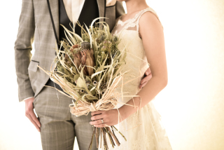 キヌヤ・ブライダルスクエア フェリチタ 熊谷店_ナチュラルから王道のポーズまでいろいろ★洋装スタジオ