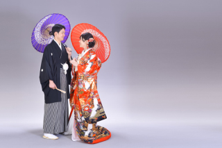 キヌヤ・ブライダルスクエア フェリチタ 熊谷店_きっちりスクリーンからナチュラル背景まで★和装スタジオ