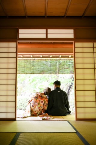 キヌヤ・ブライダルスクエア フェリチタ 熊谷店_夏でも撮影できてお茶室のご用意もある★庭園フォト