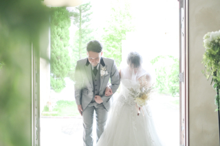 キヌヤ・ブライダルスクエア フェリチタ 熊谷店_お式と同じ流れで★チャペルで挙式風フォト