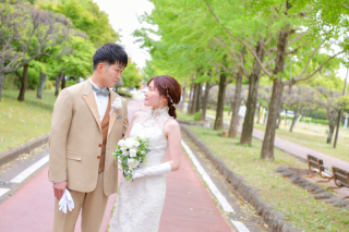 キヌヤ・ブライダルスクエア フェリチタ 熊谷店_開放感のある公園で撮影★ガーデンフォト