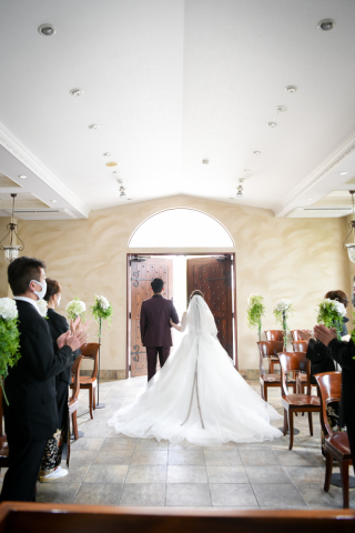 キヌヤ・ブライダルスクエア フェリチタ 熊谷店_お式と同じ流れで★チャペルで挙式風フォト