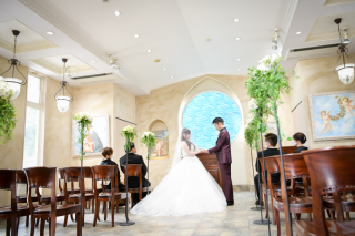 キヌヤ・ブライダルスクエア フェリチタ 熊谷店_お式と同じ流れで★チャペルで挙式風フォト