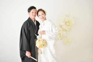 キヌヤ・ブライダルスクエア フェリチタ 熊谷店_きっちりスクリーンからナチュラル背景まで★和装スタジオ