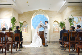 キヌヤ・ブライダルスクエア フェリチタ 熊谷店_お式と同じ流れで★チャペルで挙式風フォト