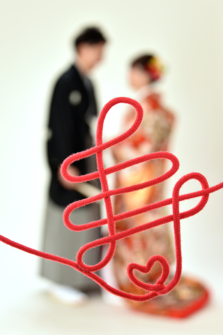 キヌヤ・ブライダルスクエア フェリチタ 熊谷店_きっちりスクリーンからナチュラル背景まで★和装スタジオ