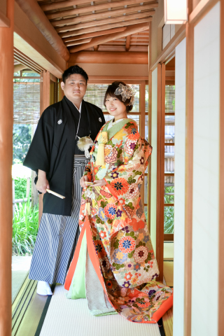 キヌヤ・ブライダルスクエア フェリチタ 熊谷店_夏でも撮影できてお茶室のご用意もある★庭園フォト