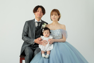 【4月撮影限定】パパママキッズフォトプラン　お子様衣裳ヘアメイク付き♪