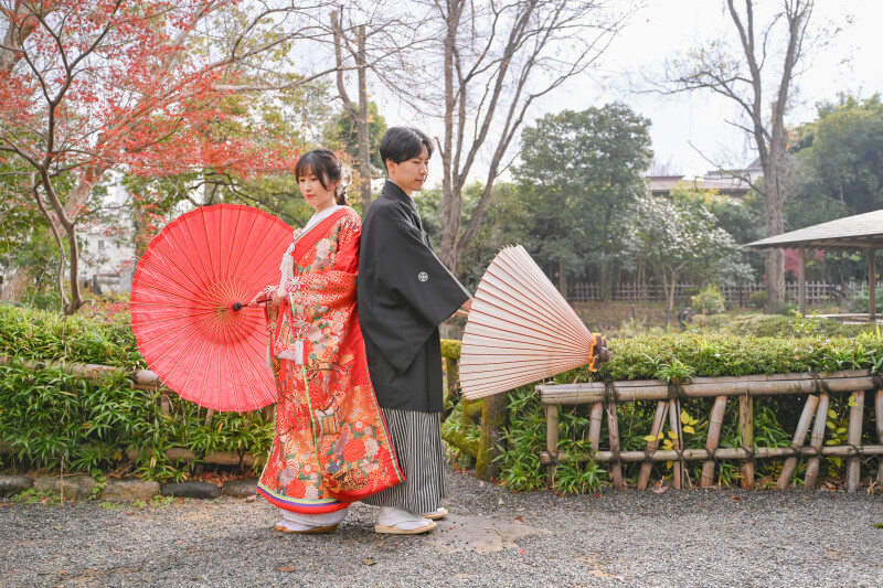 和庭園で撮影 紅葉フォトプラン 新郎新婦衣裳各1着ずつ 全データ付き