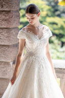 ウェディングドレスイメージ