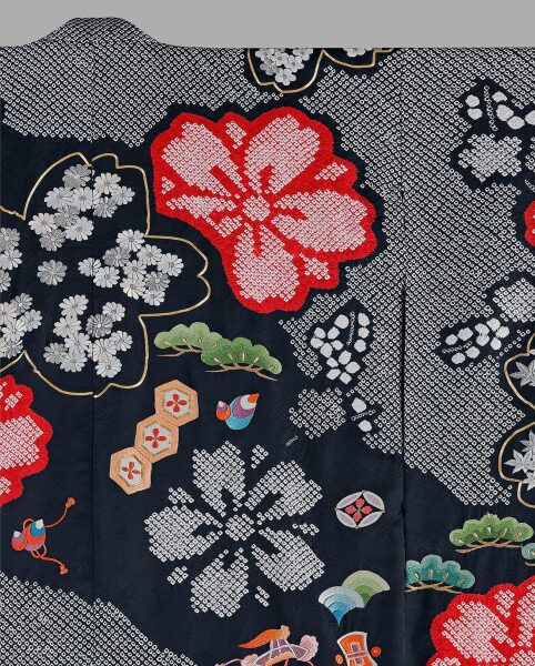 黒 絞り桜花吉祥文様