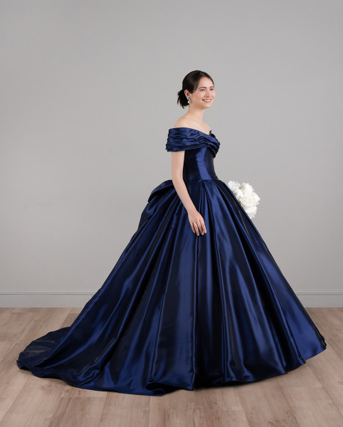 ネイビー・クラレット