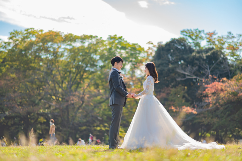 カジュアルスタイルでロケーションフォト