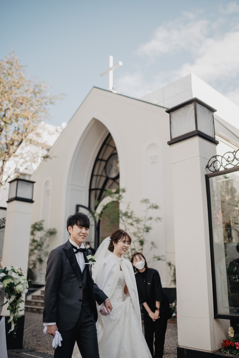 教会からレストランへ！