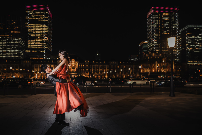 東京駅で昼＆夜の2点Photo