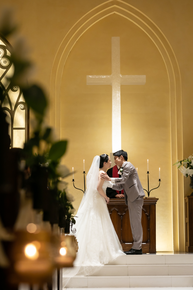神聖な礼拝堂での挙式