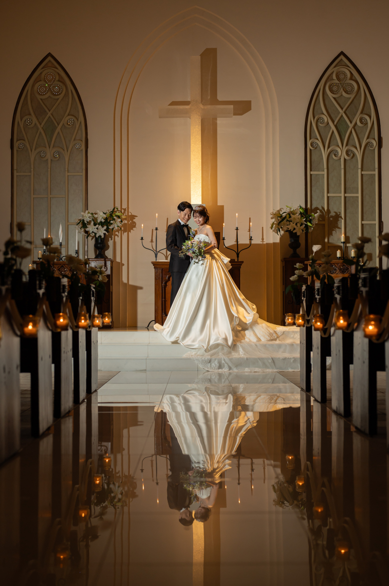 ヴァージンロードにうつるおふたり