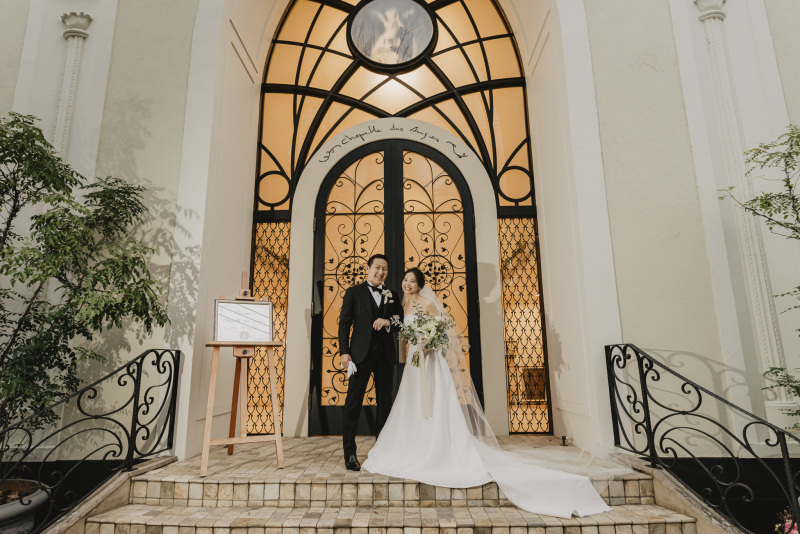 大扉をバックにしての撮影