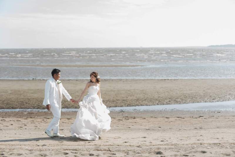 海の近くの公園で