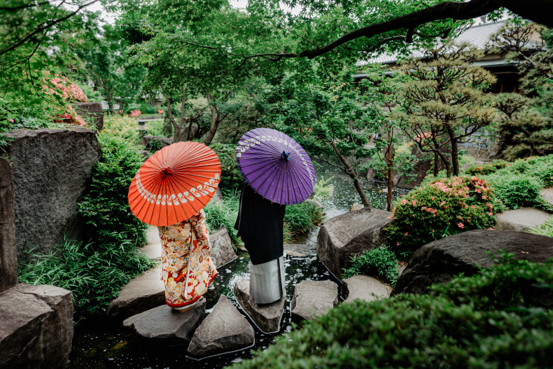 情緒あふれる庭園でのフォトも可能