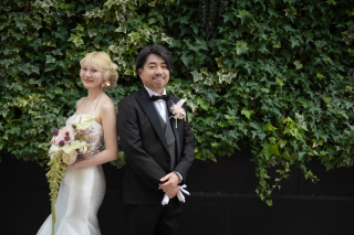教会でのフォトウエディングと表参道近隣でのピクニック気分でお気軽撮影ができます!