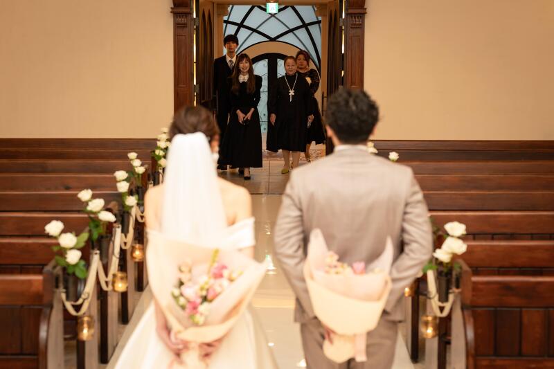 【お顔合わせにオススメ!】ゲスト参加もOK│独立型チャペルでのフォト撮影+選べる名店レストランでのご会食付プラン