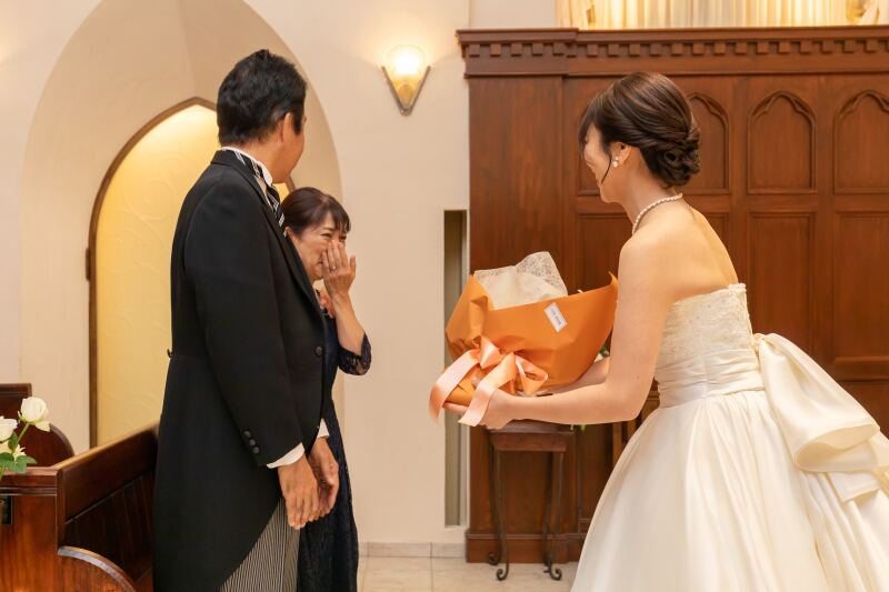 【お顔合わせにオススメ!】ゲスト参加もOK│独立型チャペルでのフォト撮影+選べる名店レストランでのご会食付プラン