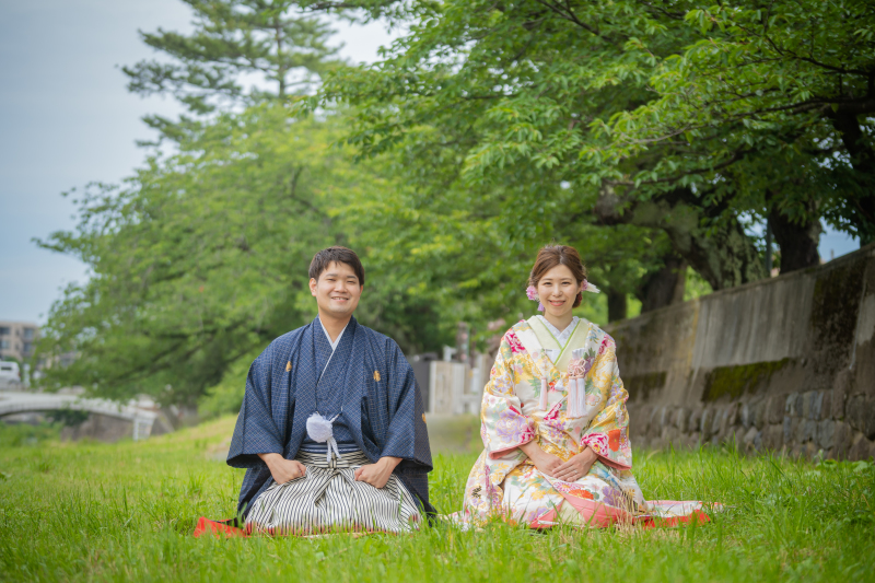 お天気が良ければ正座ショットも♪