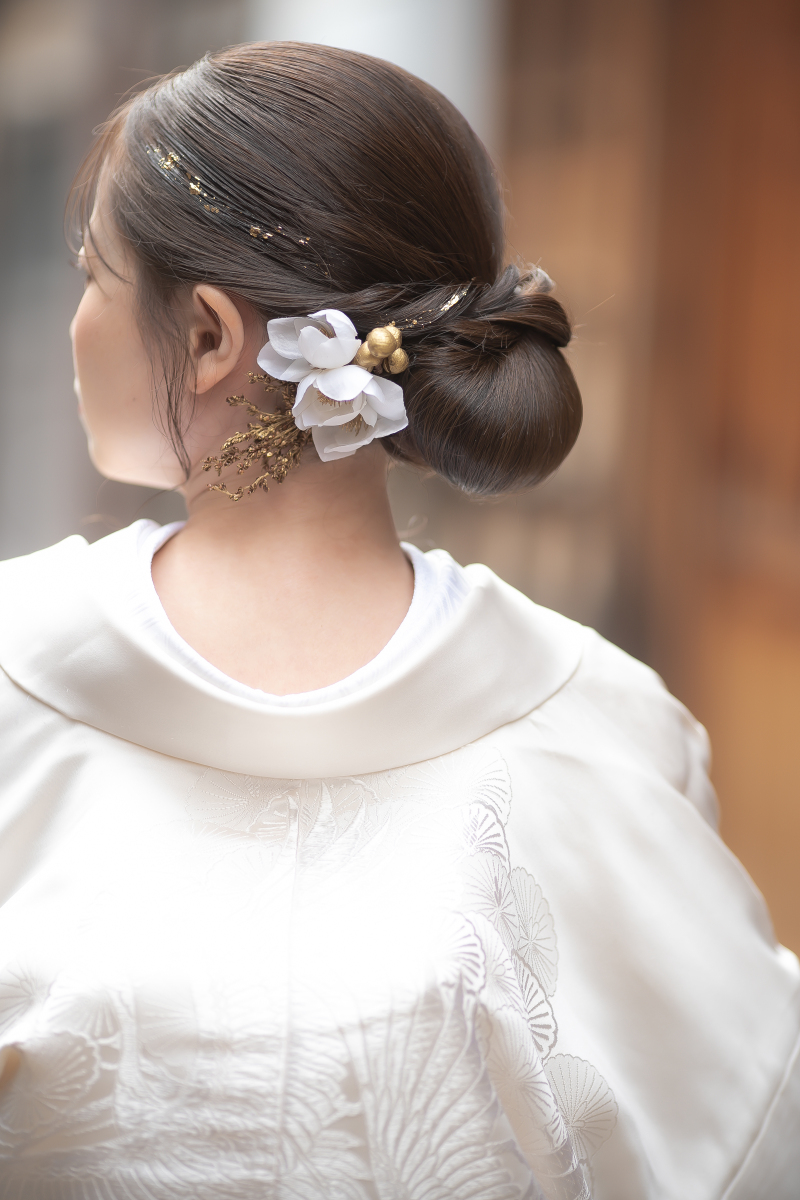 ヘアスタイルも