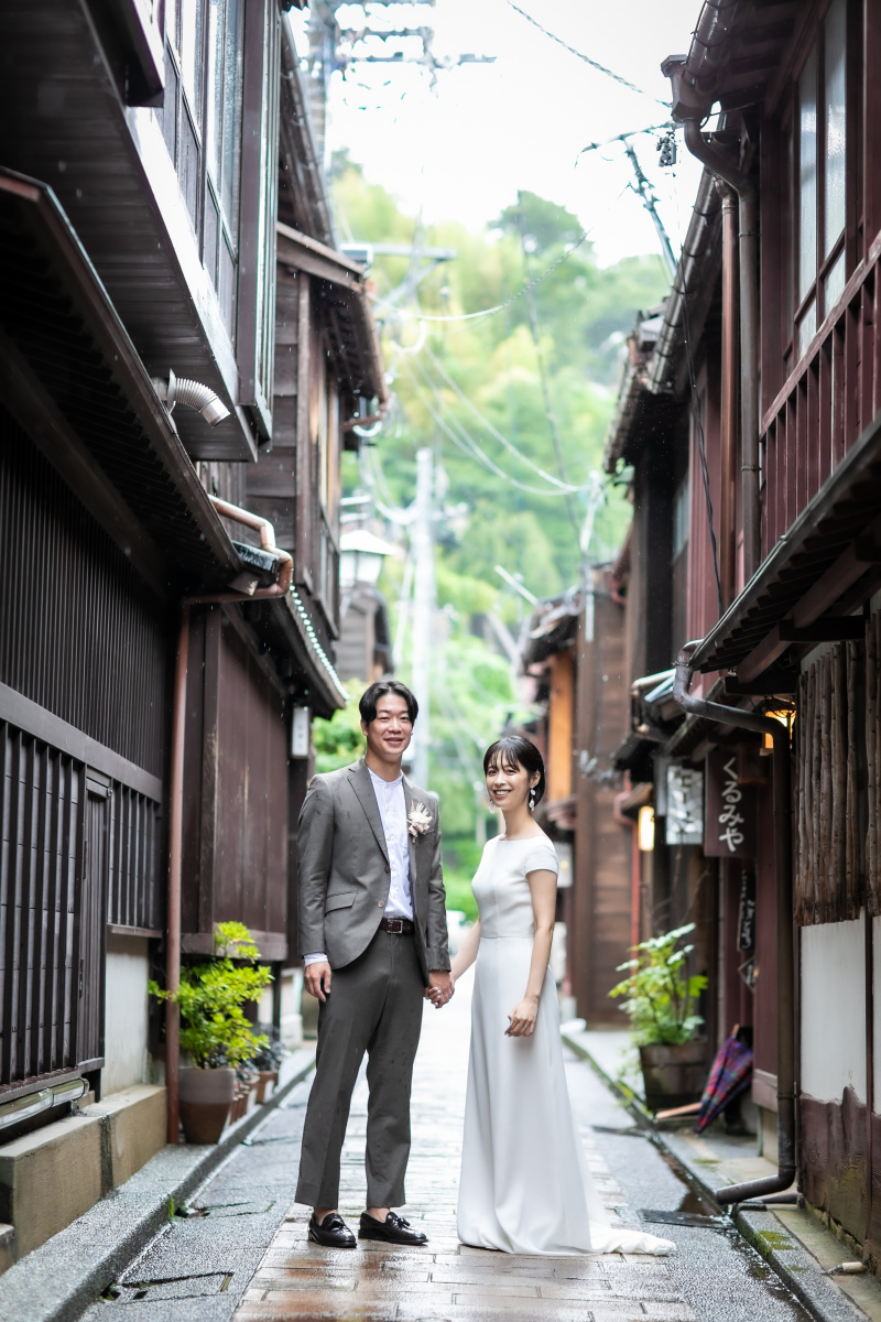 小道に入ると、、