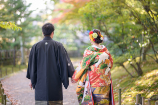 結婚式に和装しないので