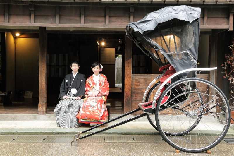 雨のひがし茶屋街