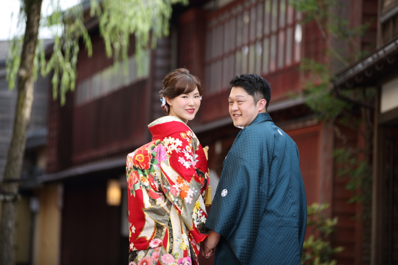 振り向き