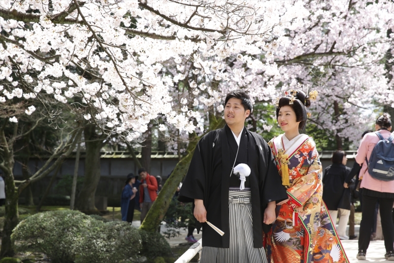 兼六園にはお嫁さんが２組いました