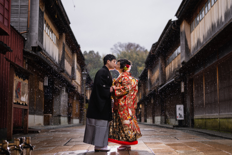 雨の中
