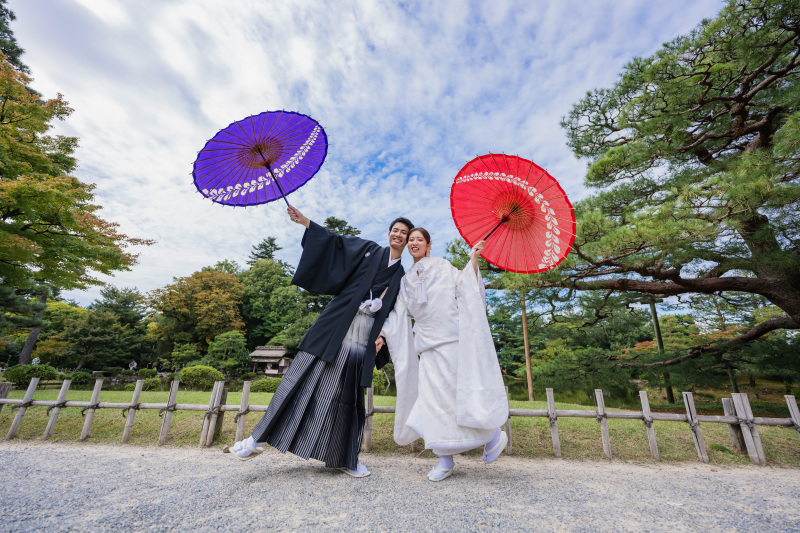 和傘もって