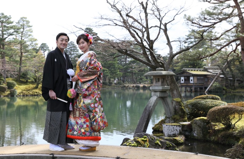 兼六園と言えばことじ灯篭です!