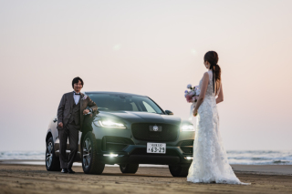 千里浜で車と撮影