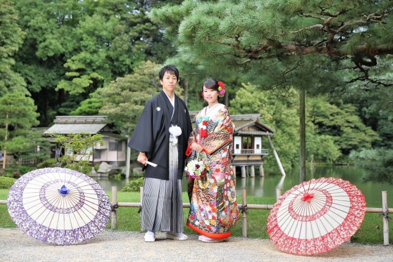 衣装は相良刺繍