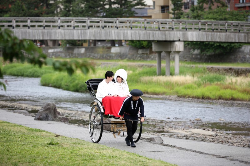 人力車に乗って