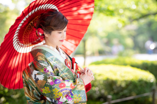 ブランド品でも追加料金無し。衣装100着以上あり