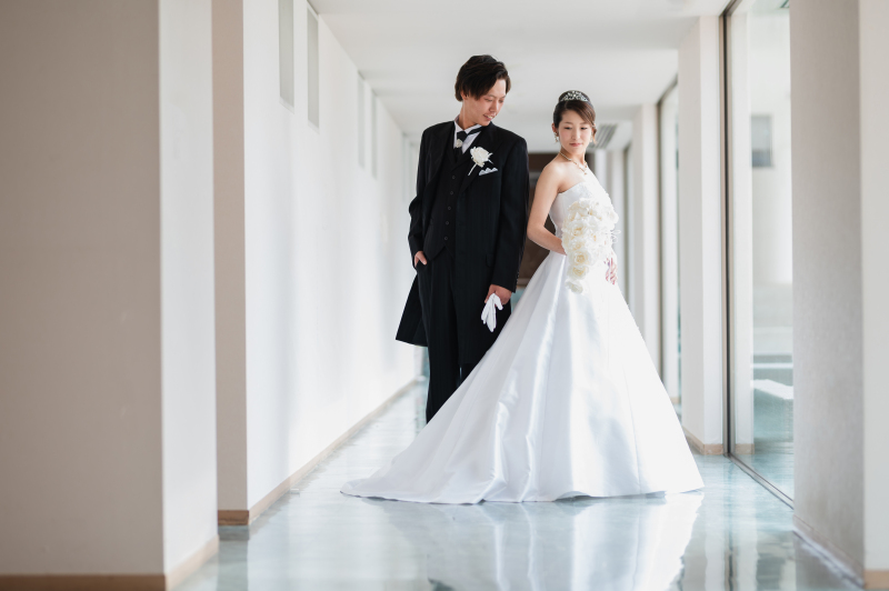 【挙式・会食セットプラン】ホテルでのキリスト式＋衣装＋撮影＋美容着付＋会食会(10名)までセットになった結婚式応援プラン