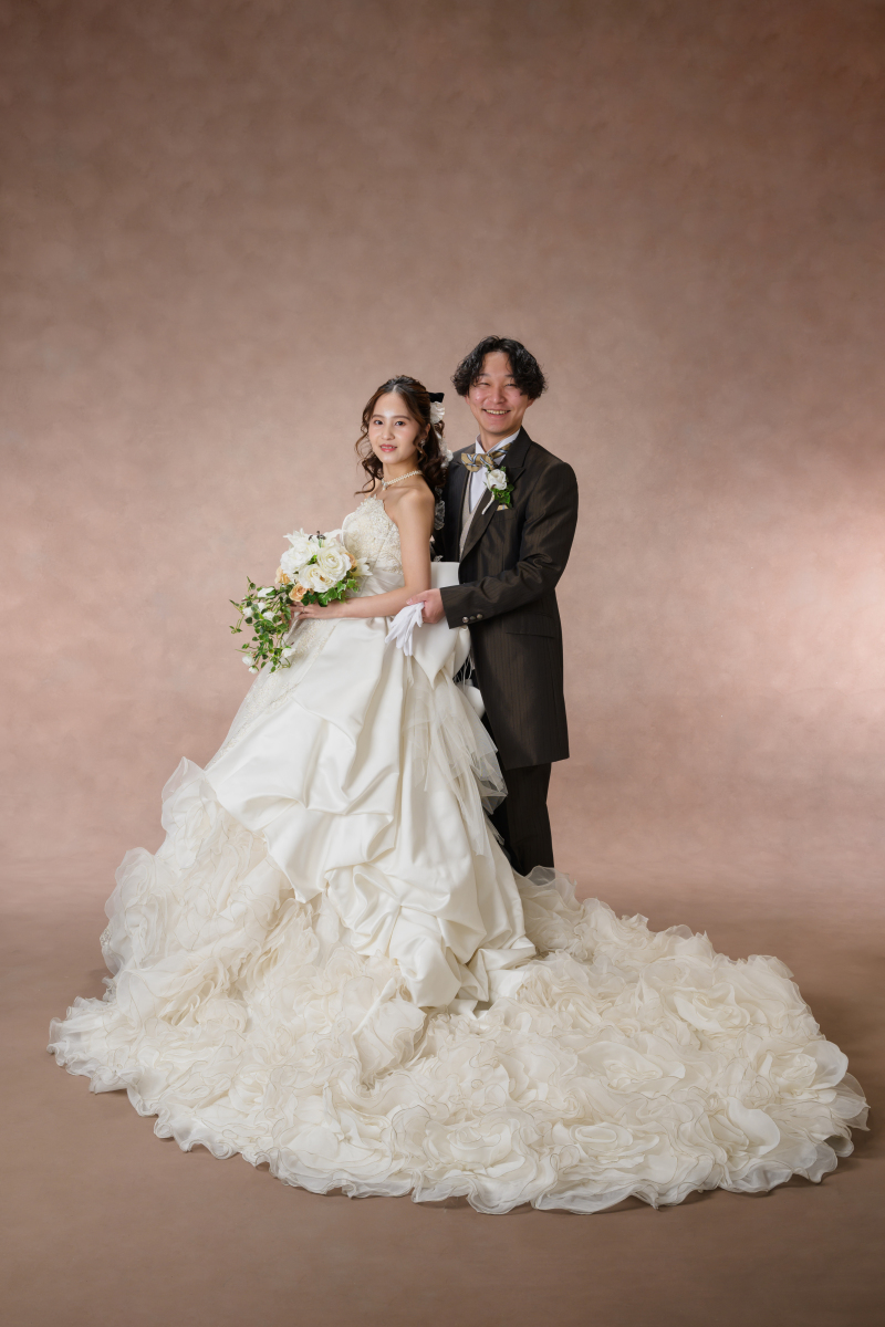 【冬割プラン】寒くても安心！洋装スタジオ撮影！期間限定の特別価格。式を挙げてない方に2人の記念撮影を