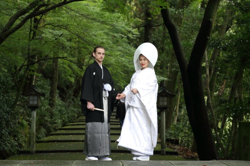 【神社婚プラン】金澤神社婚!白無垢撮影!希望の神社で結婚式を行うプラン。式スナップ撮影+集合写真撮影 親族友人の参列も自由。