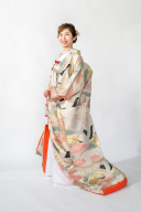 29 白地にピンク鶴飛翔