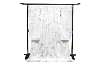 地模様桜鶴飛翔