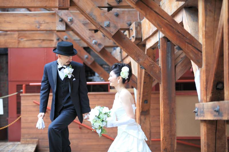 優しくエスコートをしながら♪