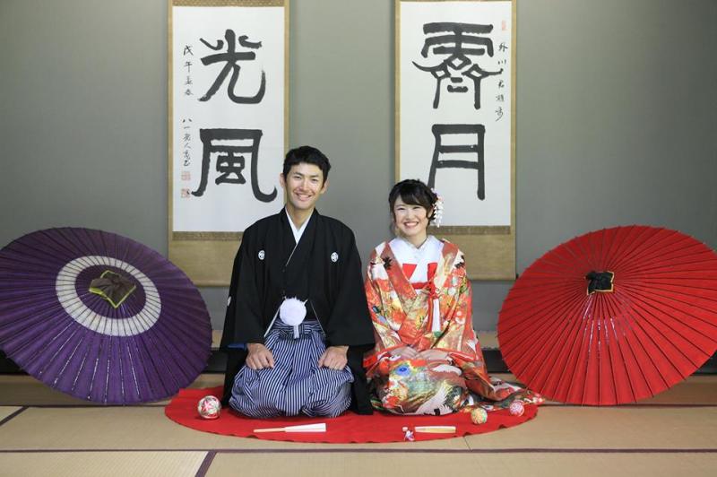 正座定番ポーズ